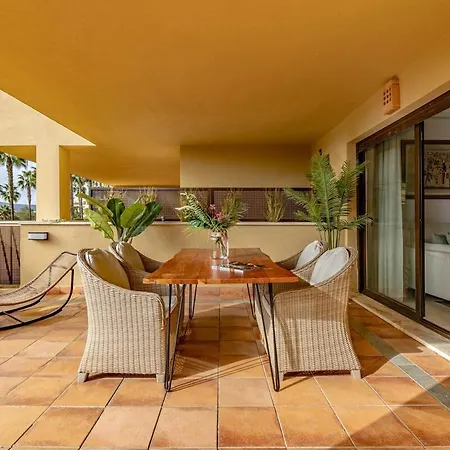 Tropical Sunset Paradise With Pool And Free Parking *